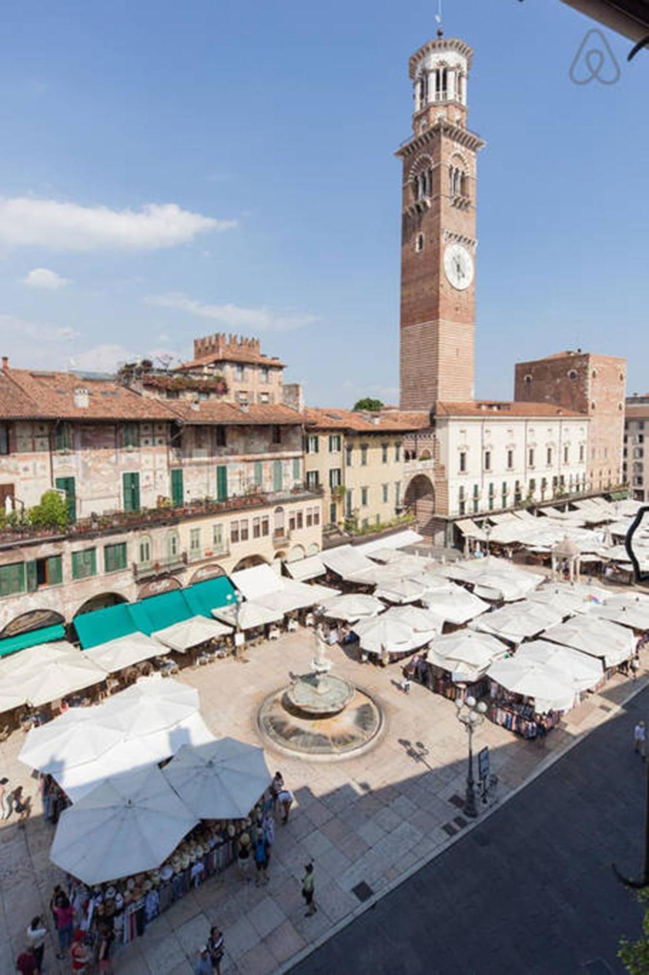 Truly Verona - Delle Erbe Suites Exterior photo